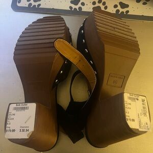 Chic Black Wedge Sandals